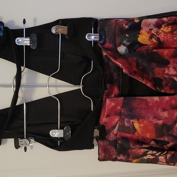 Dress - Picture 3 of 5